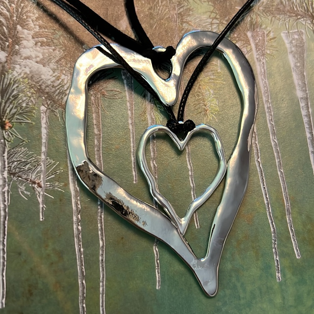 NEW Heart necklace💕choose small or large.